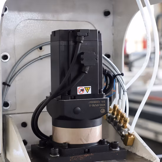 Fabricação de móveis Máquinas para trabalhar madeira Gravação Corte 1325 CNC Router com Ce