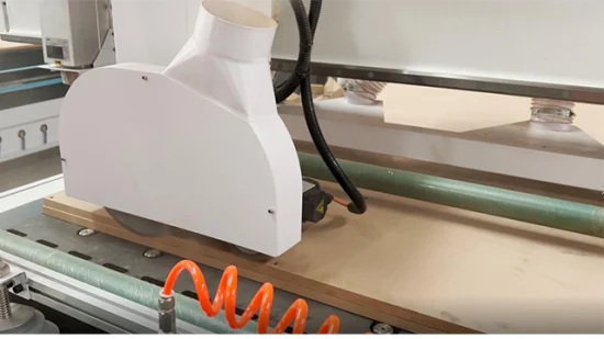 Máquina de roteador CNC Atc com serra de corte duplo/controlador Syntec/eixo de 9,0kw para móveis de painel/móveis para trabalhar madeira 1300*2800mm